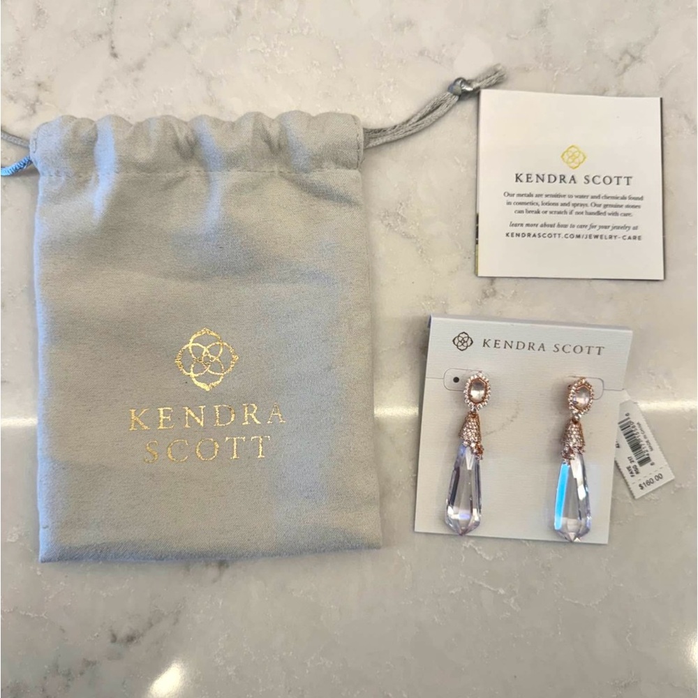 NWT Kendra Scott Rose Gold Earrings - Picture 4 of 5